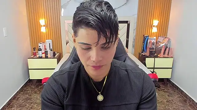 KAROLLJONES1 online show from October 2025 02:29:01 AM