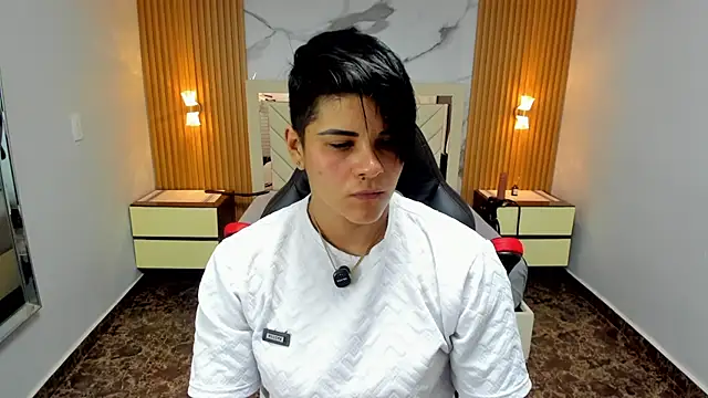 KAROLLJONES1 online show from March 2026 07:25:01 PM