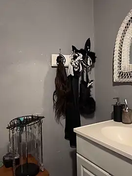 Snapshot of goddessmissmia chatting on November 2025 09:41:02 PM goddessmissmia online show from November 2025 09:41:02 PM