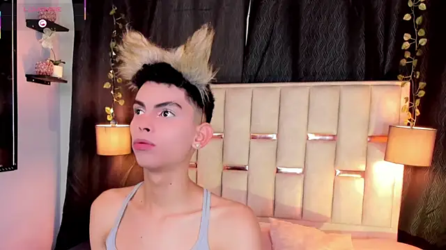 Room 69x online show from October 2025 12:13:02 PM