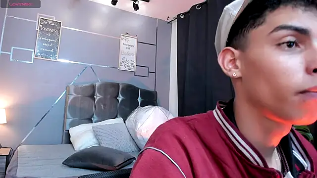 Room 69x online show from November 2025 03:18:02 AM