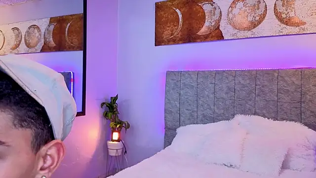 Room 69x online show from November 2025 03:19:02 AM