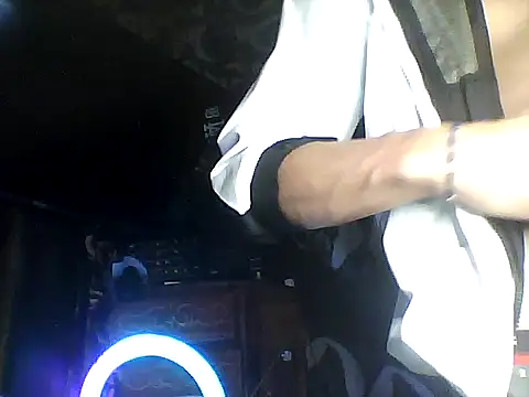 crisrummer online show from February 2026 11:26:01 AM