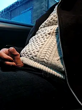 Snapshot of lynxman chatting on December 2025 08:12:01 AM lynxman online show from December 2025 08:12:01 AM