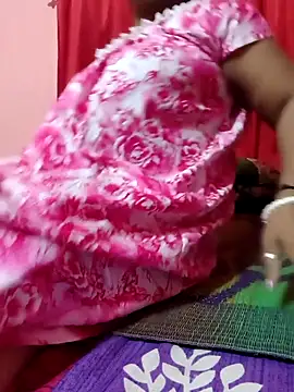Snapshot of Cute-Swewty chatting on May 2026 12:54:02 PM Cute-Swewty online show from May 2026 12:54:02 PM
