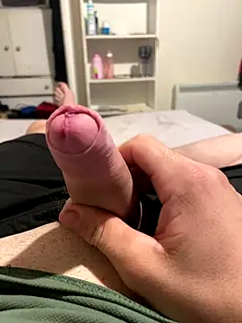 Snapshot of bigdicklad chatting on September 2025 09:36:01 PM bigdicklad online show from September 2025 09:36:01 PM