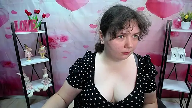NeonilaLisova online show from May 2026 11:07:01 AM