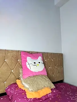 Nahomy cm online show from March 2026 07:50:01 PM