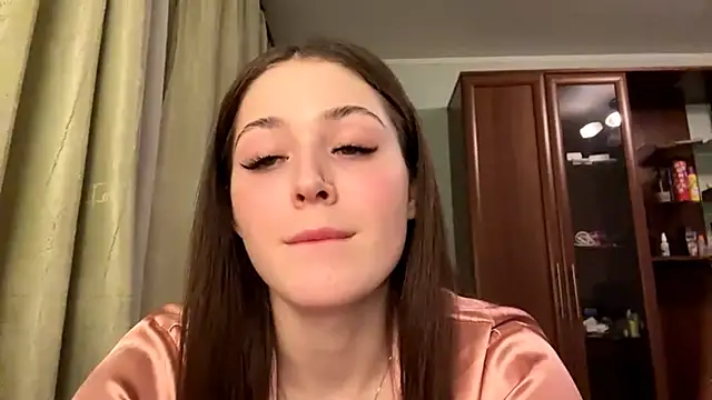 Snapshot of Adel_strongwoman chatting on April 2026 06:39:01 PM Adel strongwoman online show from April 2026 06:39:01 PM