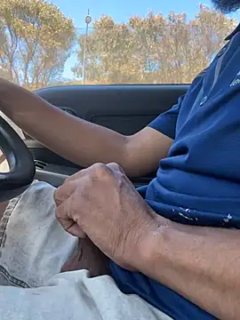 Snapshot of Smallboybigworld chatting on January 2026 09:46:02 AM Smallboybigworld online show from January 2026 09:46:02 AM