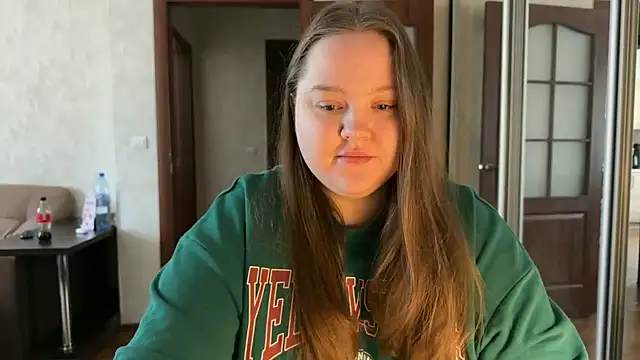 Snapshot of Alice898 chatting on April 2026 09:15:01 AM Alice898 online show from April 2026 09:15:01 AM