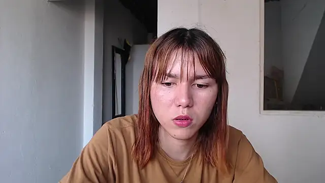 Snapshot of Dolly_Peach_ chatting on September 2025 09:14:02 PM Dolly Peach online show from September 2025 09:14:02 PM