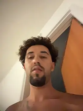 Snapshot of Fumoice chatting on February 2026 03:17:01 AM Fumoice online show from February 2026 03:17:01 AM