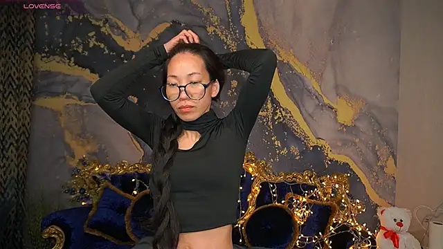 Snapshot of Yen_Star chatting on March 2026 08:14:01 PM Yen Star online show from March 2026 08:14:01 PM