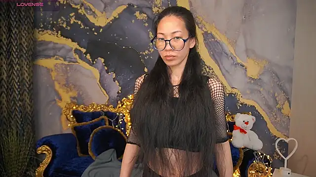 Snapshot of Yen_Star chatting on April 2026 08:09:01 PM Yen Star online show from April 2026 08:09:01 PM