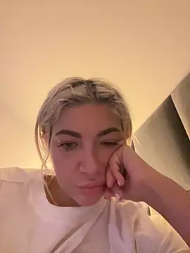 ElsaSinn online show from October 2025 02:32:01 AM