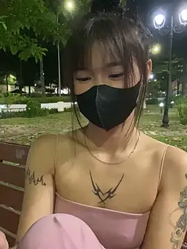   BabyShowPublic   online show from October 2025 02:26:01 PM