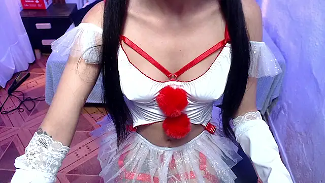 Snapshot of alaia_blue chatting on October 2025 03:57:02 PM alaia blue online show from October 2025 03:57:02 PM