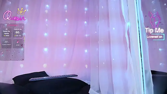 SunnyGilmoree online show from July 2026 07:54:01 PM