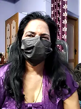 mallu-lover online show from September 2025 01:21:01 AM