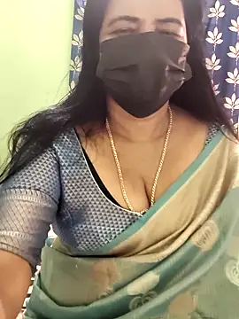 mallu-lover online show from October 2025 05:39:01 AM