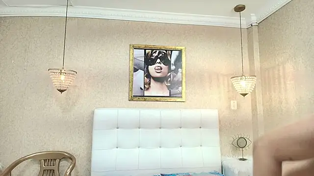 Miladiosa online show from February 2026 12:15:02 PM