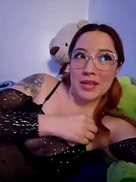 Snapshot of lunnaa_ chatting on September 2025 02:59:01 AM lunnaa online show from September 2025 02:59:01 AM