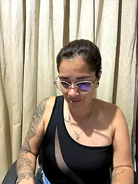 Snapshot of Camila_Garcia_ chatting on November 2025 07:09:01 AM Camila Garcia online show from November 2025 07:09:01 AM