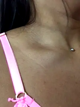 SophiaGuzman online show from October 2025 09:46:02 PM