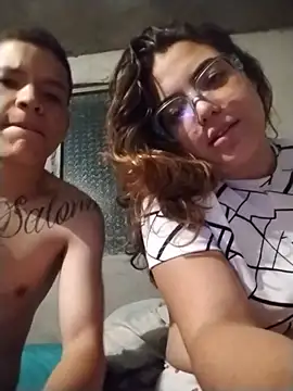 DulcePalomita online show from June 2026 06:04:01 AM