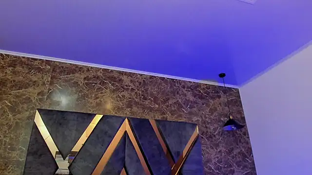 Eryonbradley online show from February 2026 11:21:01 AM