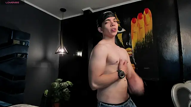 Eryonbradley online show from April 2026 11:21:02 PM