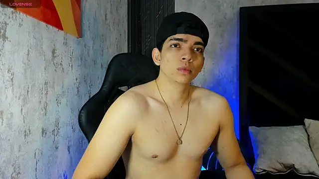 Eryonbradley online show from May 2026 12:08:01 AM