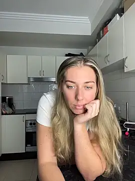 louiseberkeley online show from April 2026 12:59:01 AM