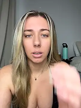 louiseberkeley online show from May 2026 01:56:02 AM