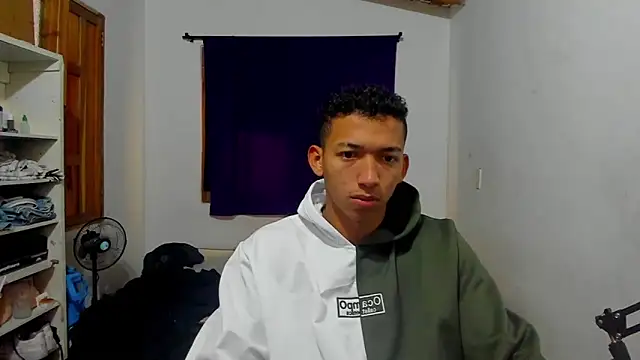 JuanchiT66 online show from October 2025 06:51:01 PM