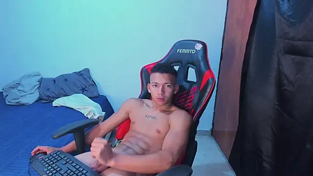 JuanchiT66 online show from June 2026 05:57:02 AM