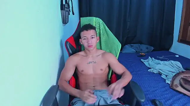 JuanchiT66 online show from June 2026 04:30:02 PM