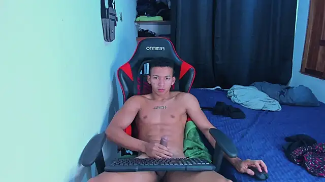 JuanchiT66 online show from June 2026 01:59:01 PM