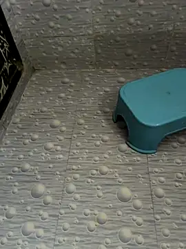 NoddingScorpion online show from October 2025 04:10:02 AM