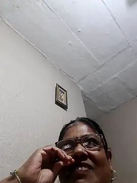 mileesha online show from April 2026 05:43:02 PM