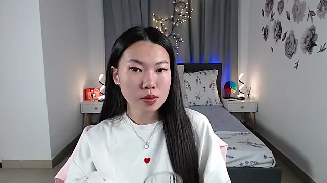 LunaPurrr online show from September 2025 01:21:01 PM