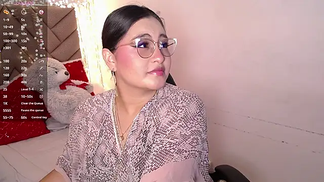 heluejamil online show from February 2026 07:23:01 PM