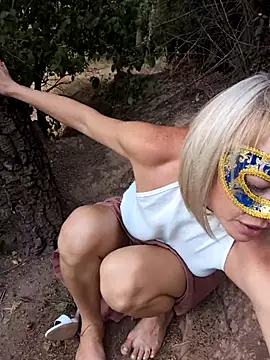 HotWife VR online show from July 2026 05:10:02 PM