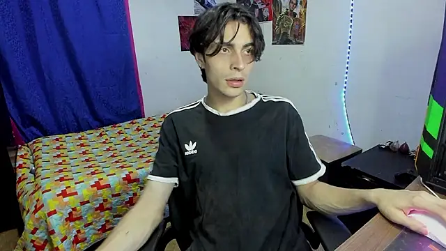 Snapshot of golden_ryyan chatting on February 2026 06:08:02 AM golden ryyan online show from February 2026 06:08:02 AM