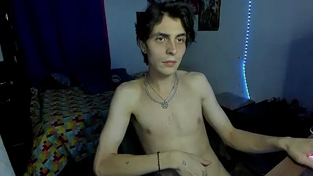 Snapshot of golden_ryyan chatting on February 2026 04:39:01 AM golden ryyan online show from February 2026 04:39:01 AM