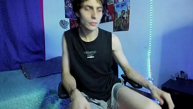 Snapshot of golden_ryyan chatting on February 2026 08:37:01 AM golden ryyan online show from February 2026 08:37:01 AM