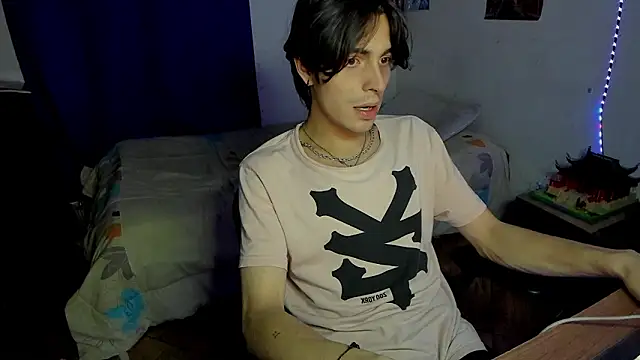 golden ryyan online show from March 2026 06:03:01 PM