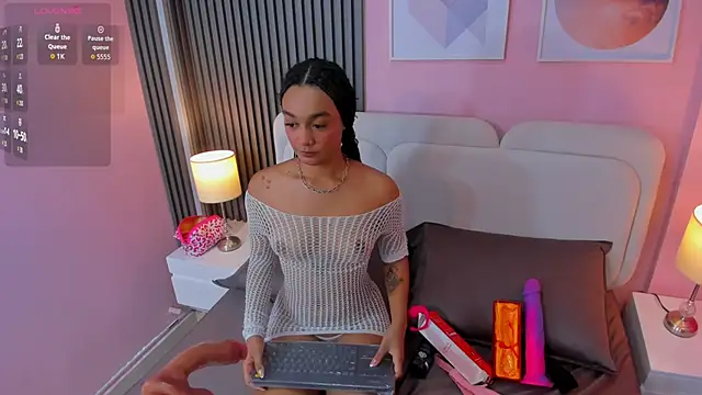 Clawdeen  wolf online show from November 2025 07:50:02 PM