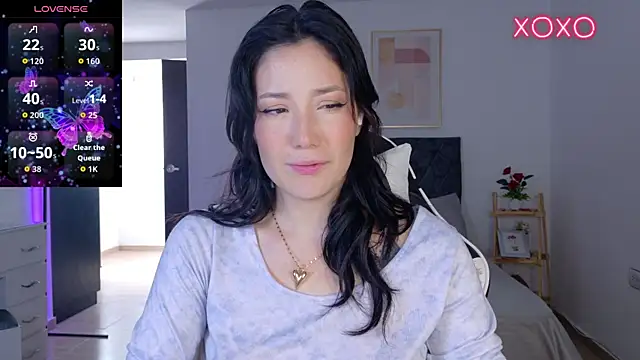 Eliih 01 online show from November 2025 03:46:02 PM